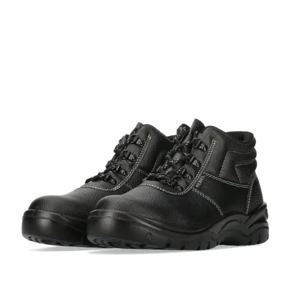 Work-Boot-FX2-Black-Angled-Pair.webp